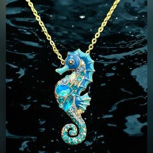 Unique & Sparkling Gold and Blue Seahorse Pendant Necklace. NWT
